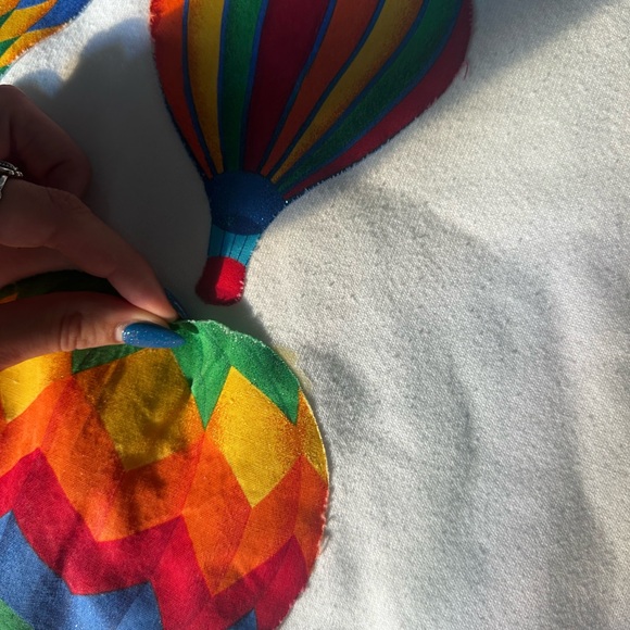 Vintage Sweatshirt - Picture 7 of 7